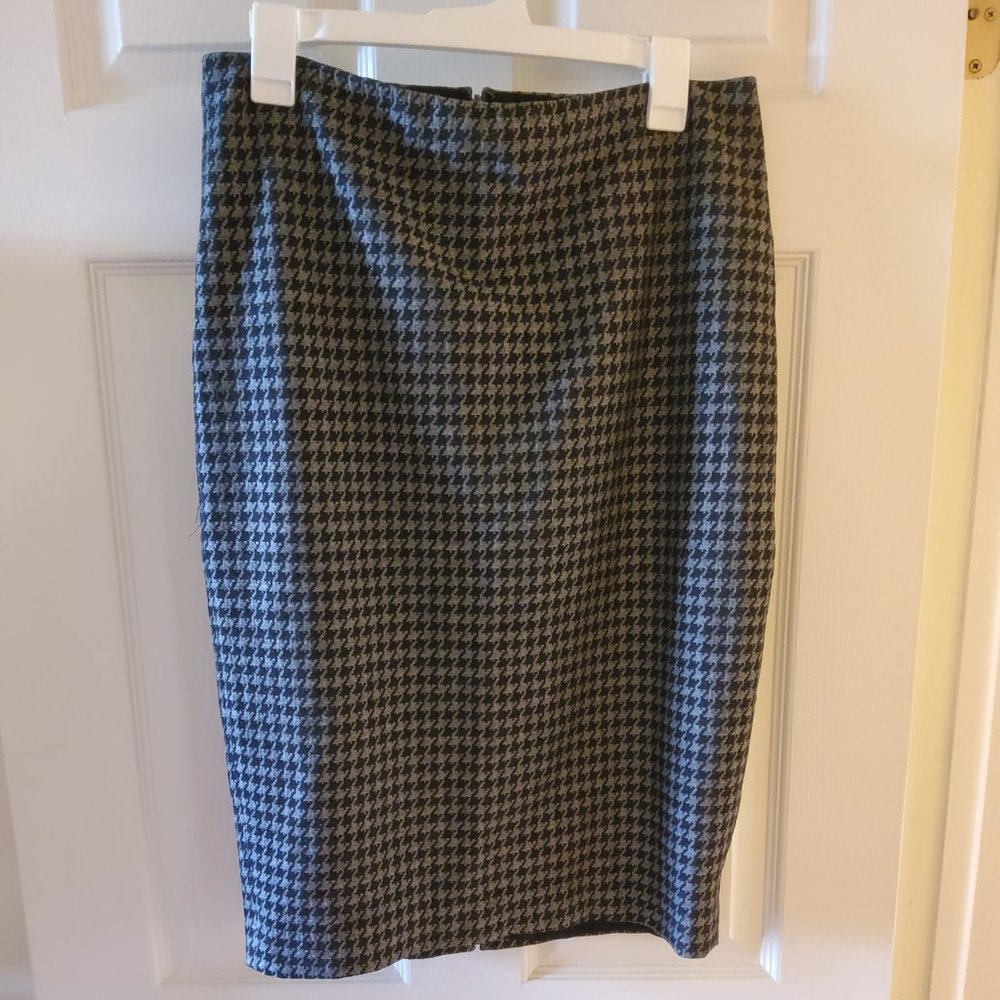 Size 12 Express hounds tooth print pencil skirt